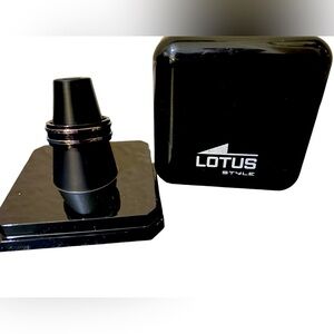 Lotus Style Stainless Steel Men’s Black and Silver ring size 11